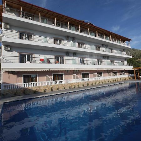 Hotel Riviera Borsh Exterior foto